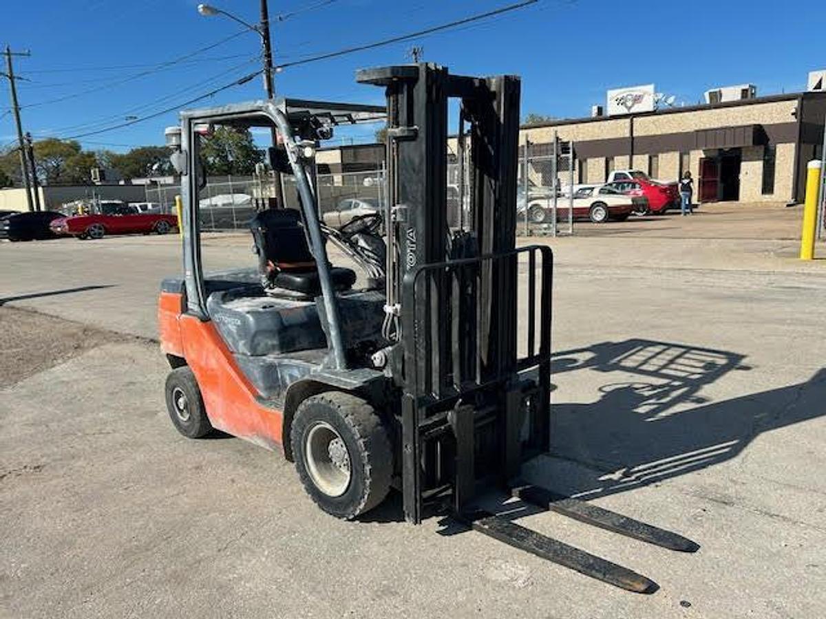 Used 2023 Toyota 8FDU25