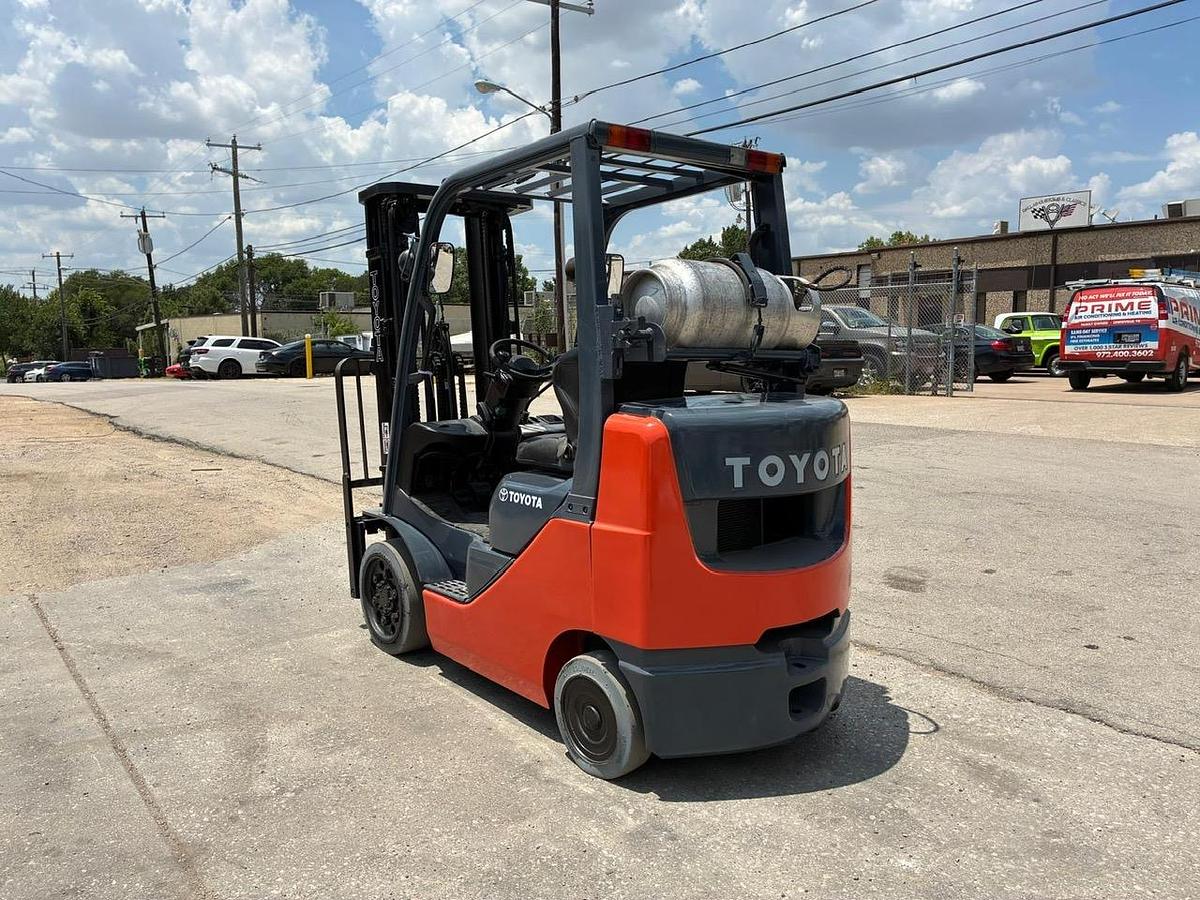Used 2012 TOYOTA 8FGCU25