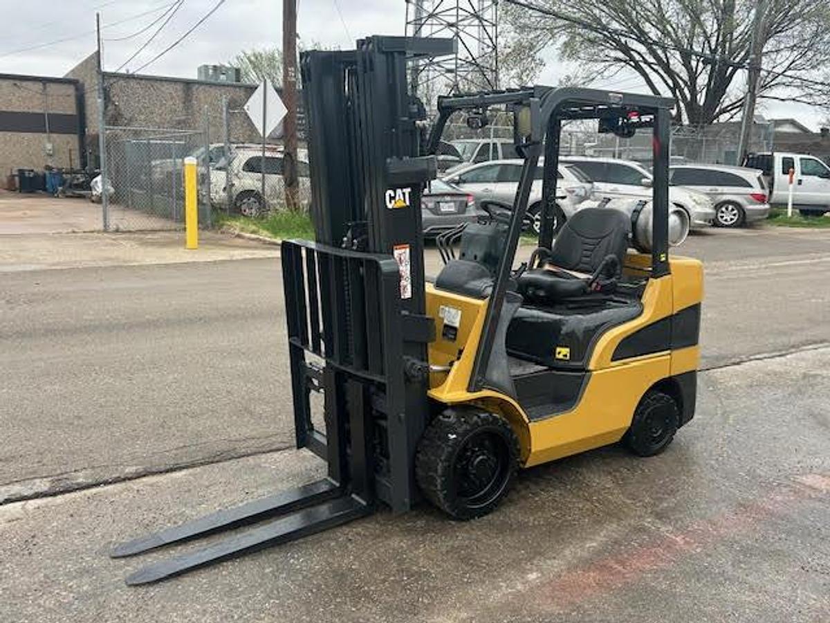 Used 2017 CAT 2C6000