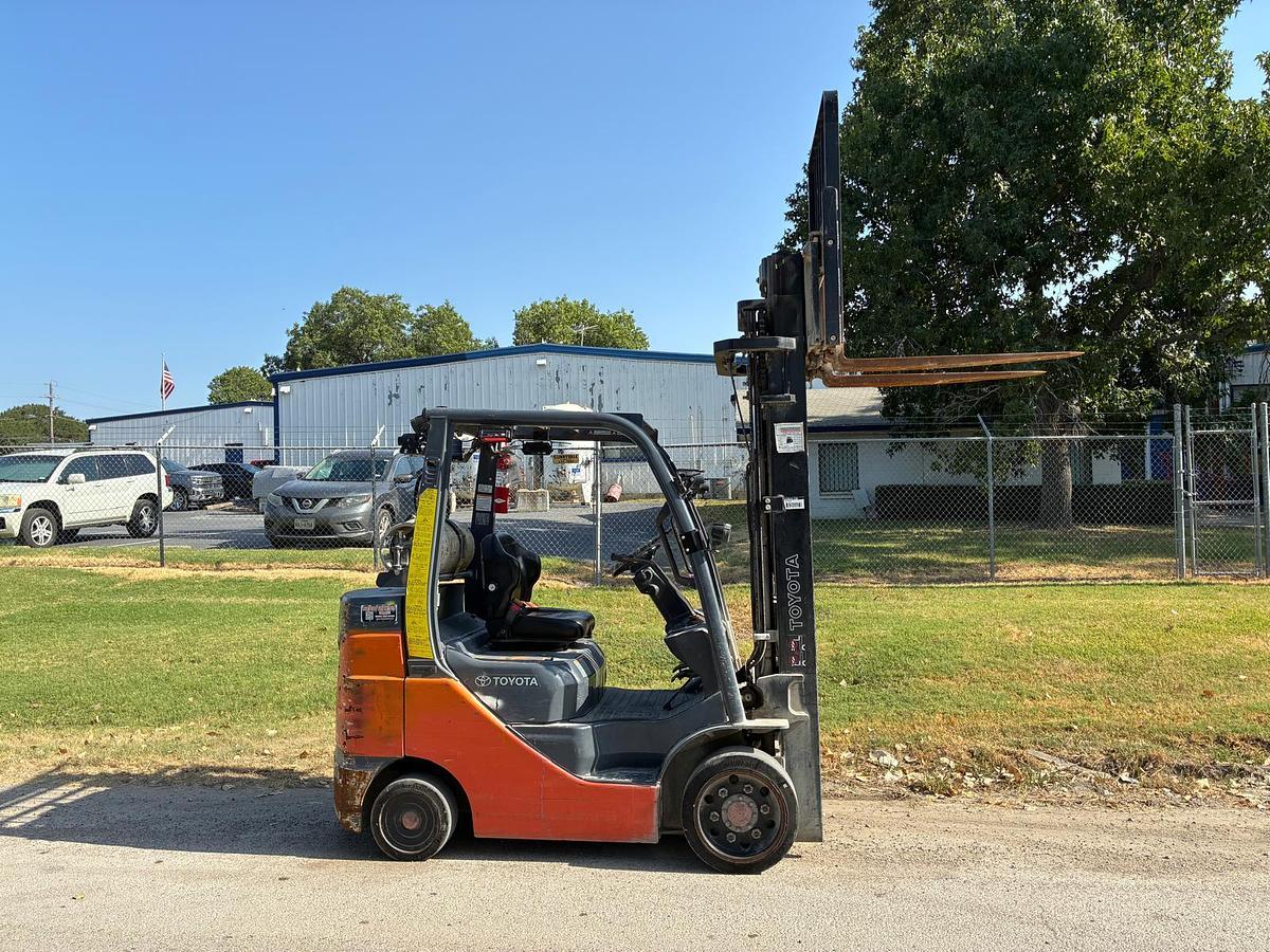 Used 2021 TOYOTA 8FGCU30