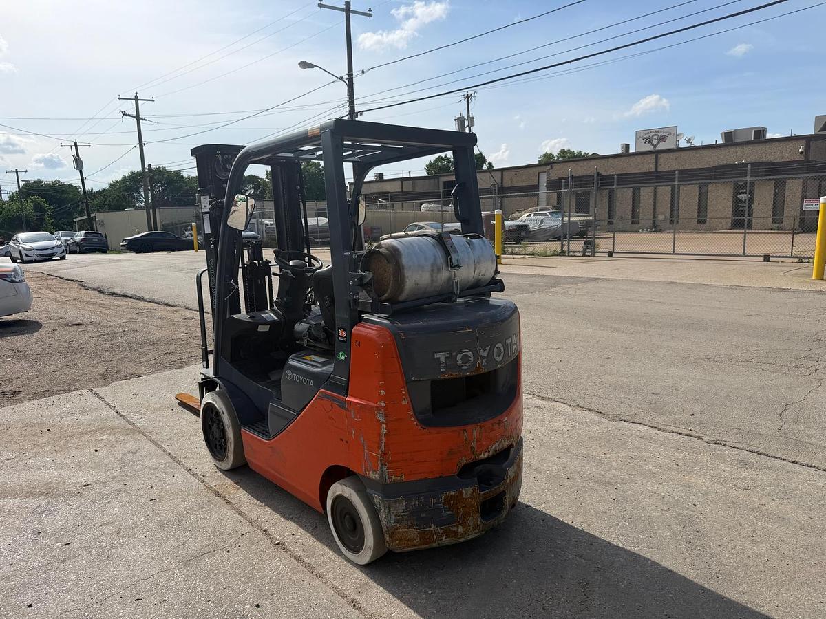 Used 2019 TOYOTA 8FGCU25
