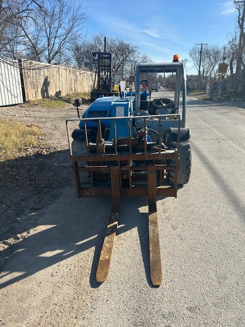 Used 2012 GENIE GTH5519