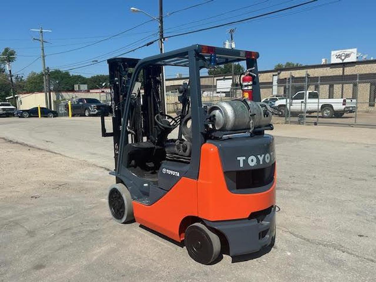 Used 2015 Toyota 8FGCU20