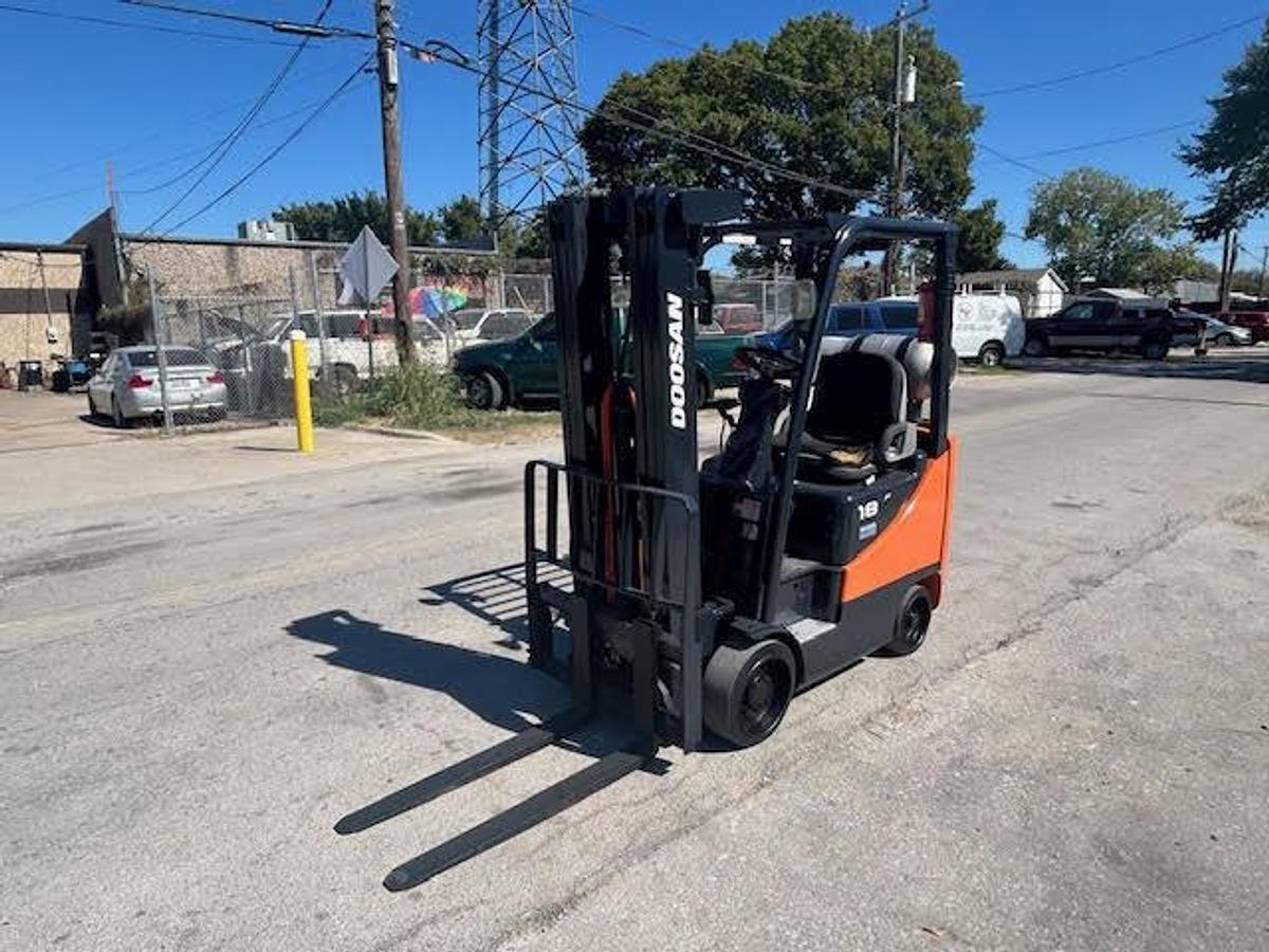 Used 2012 Doosan GC18S-5
