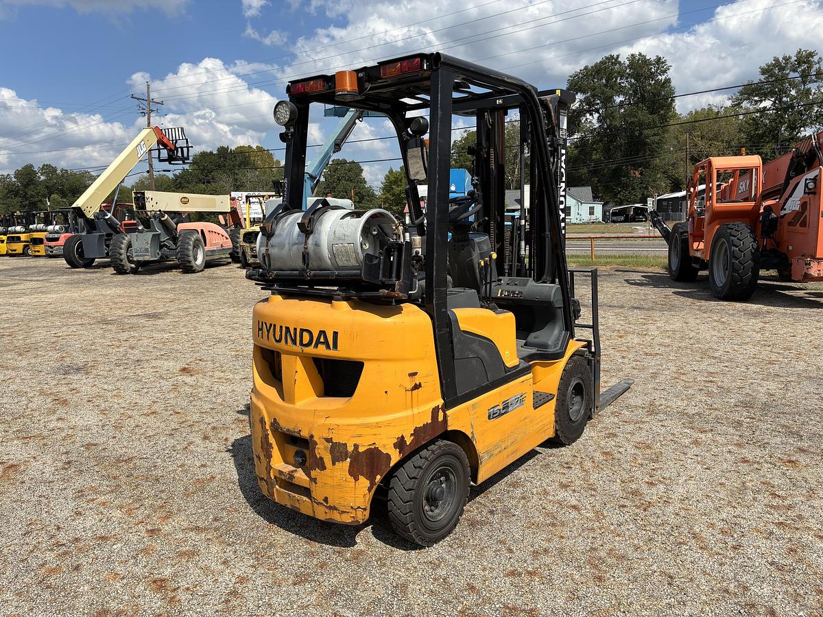 Used 2016 Hyundai 15LC-7M