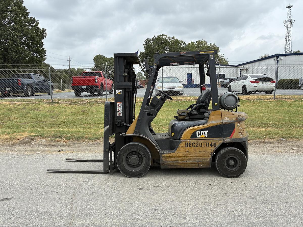 Used 2019 CAT GP25N