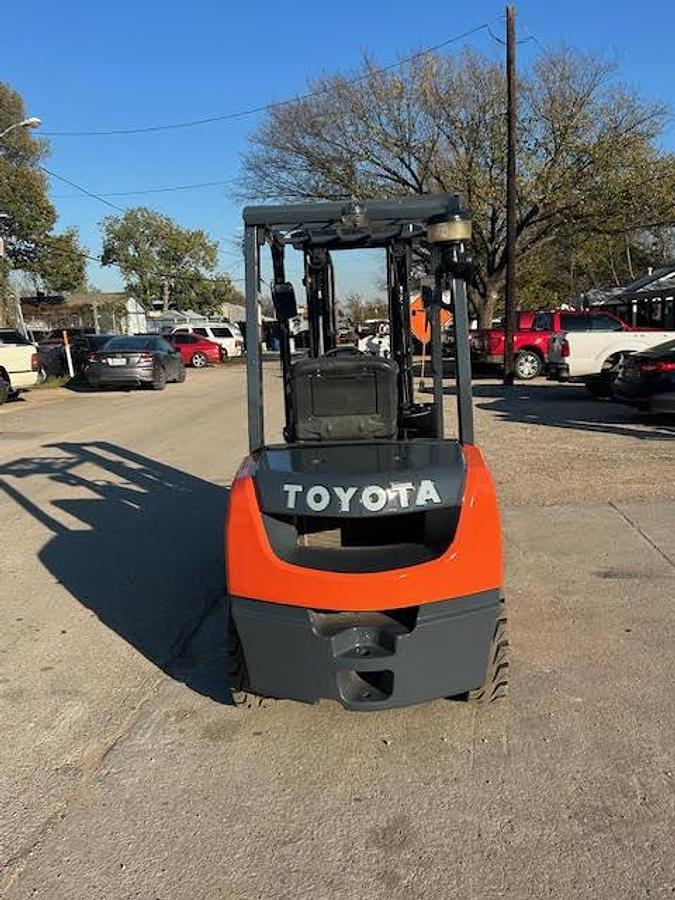 Used 2017 Toyota 8FGU30