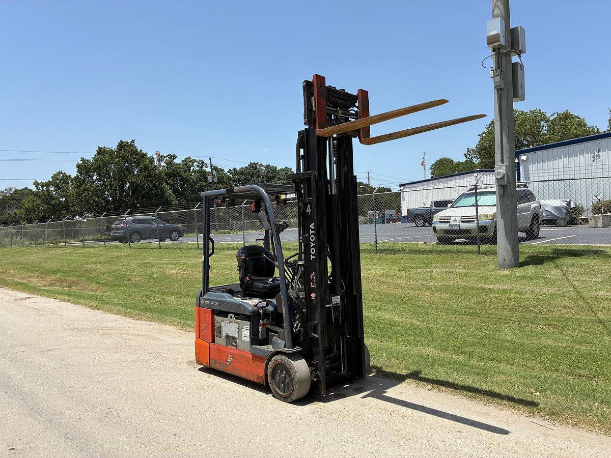 Used 2022 Toyota 8FBE20U