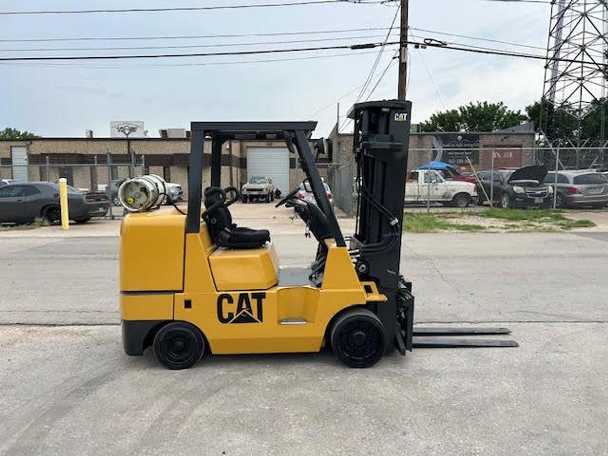 Used 2006 CAT GC45KS1