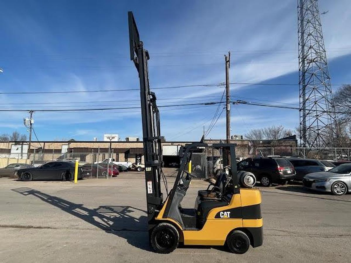 Used 2017 CAT 2C6000