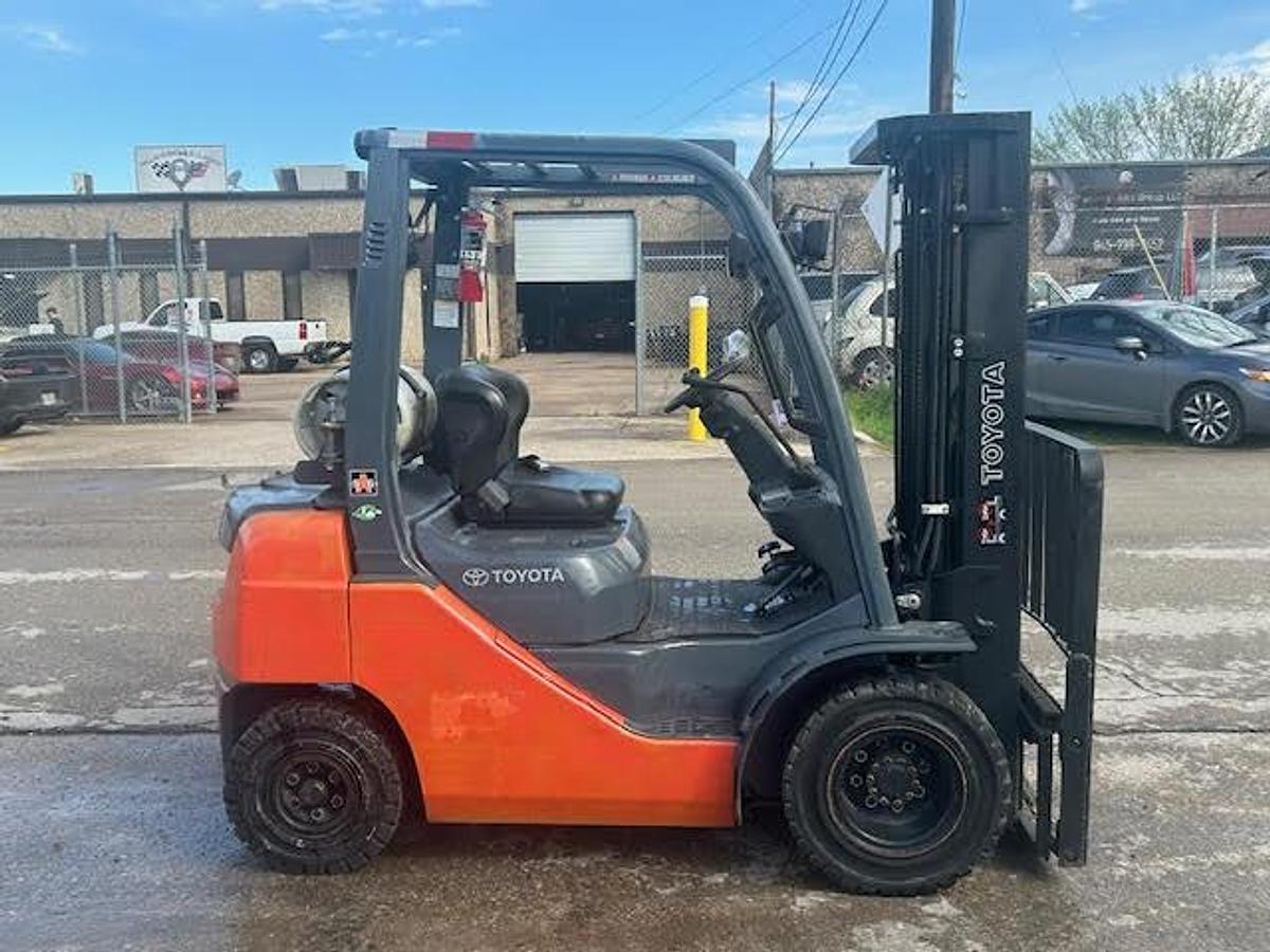 Used 2015 Toyota 8FGU20