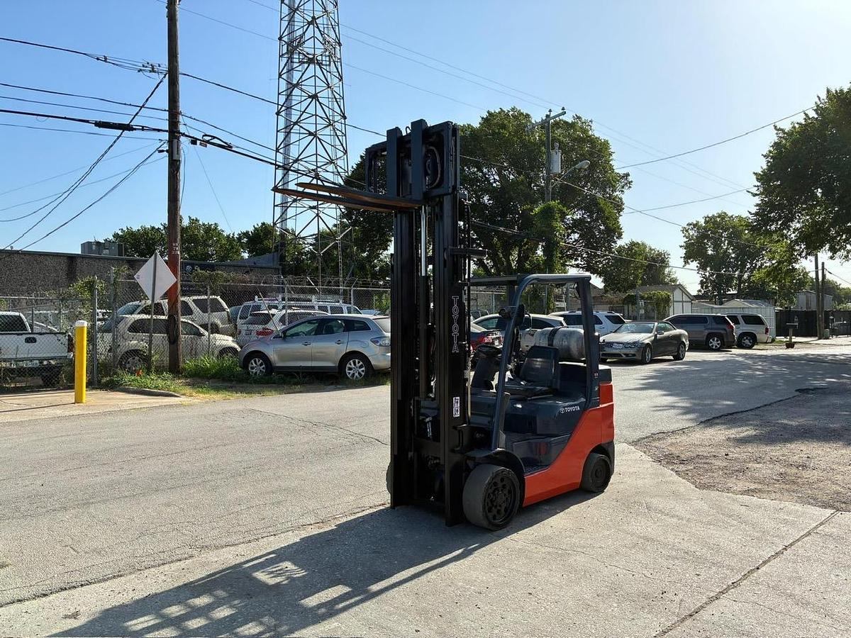Used 2023 TOYOTA 50-8FGCU30