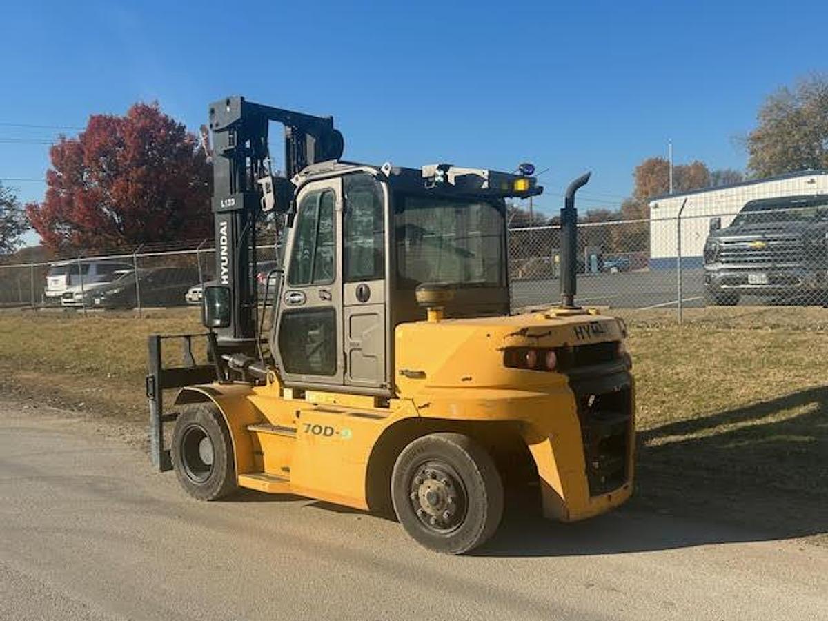 Used 2019 Hyundai 70D-9