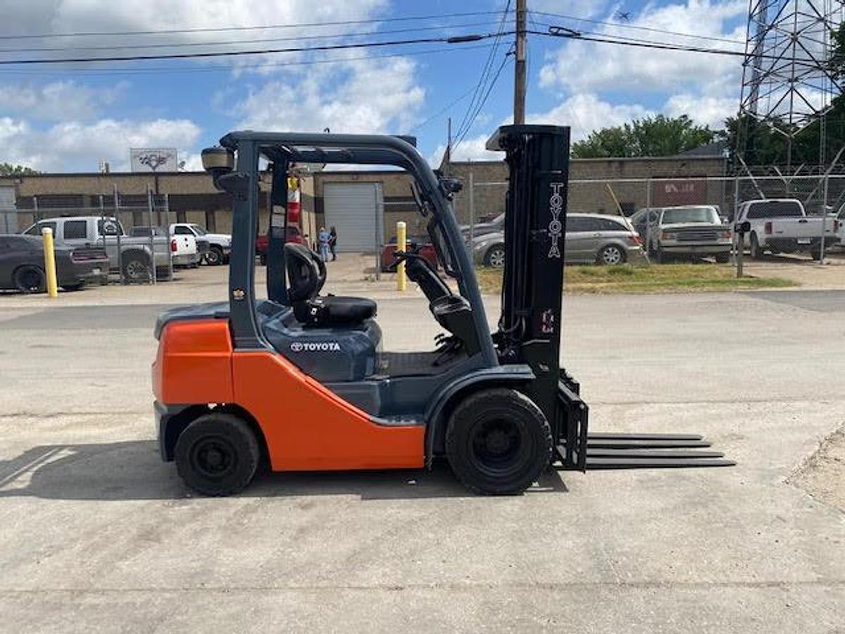 Used 2018 Toyota 8FDU25