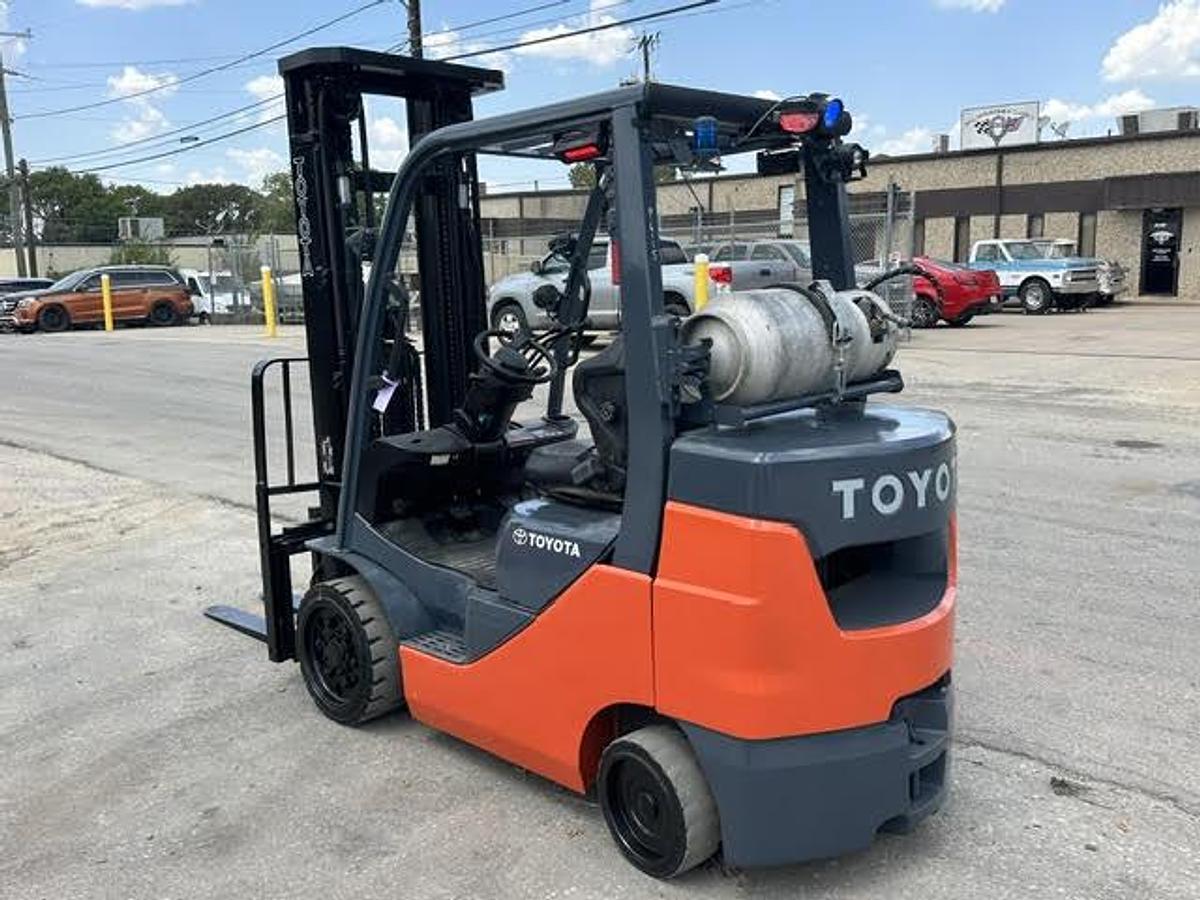 Used 2021 Toyota 8FGCU30 6000LBS