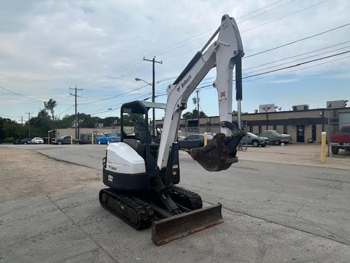 Used 2013 Bobcat E32