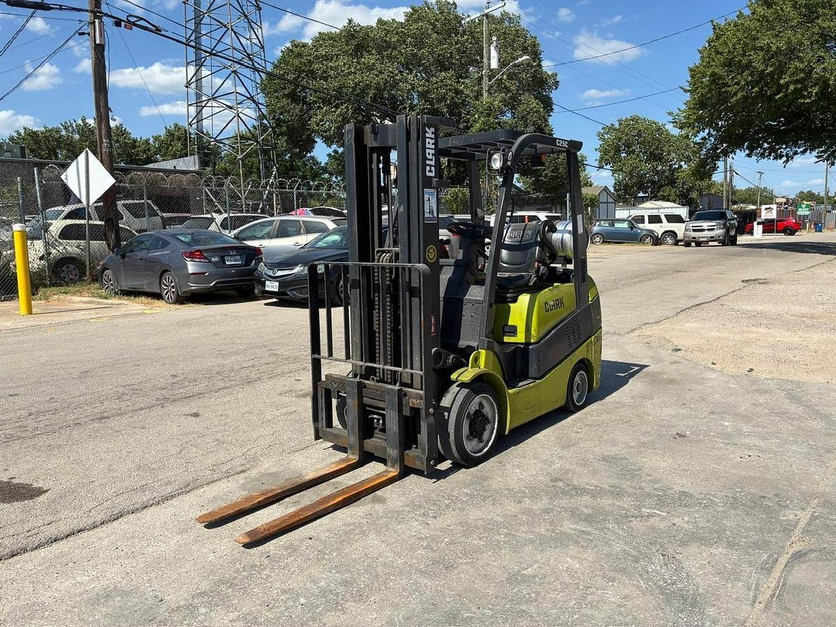 Used 2014 CLARK C25CL