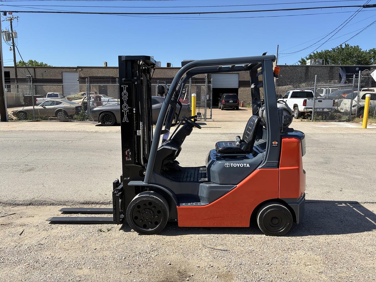 Used 2016 Toyota 8FGCU25
