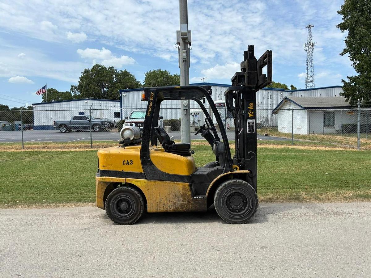 Used 2014 YALE GLP090VXNGAE090
