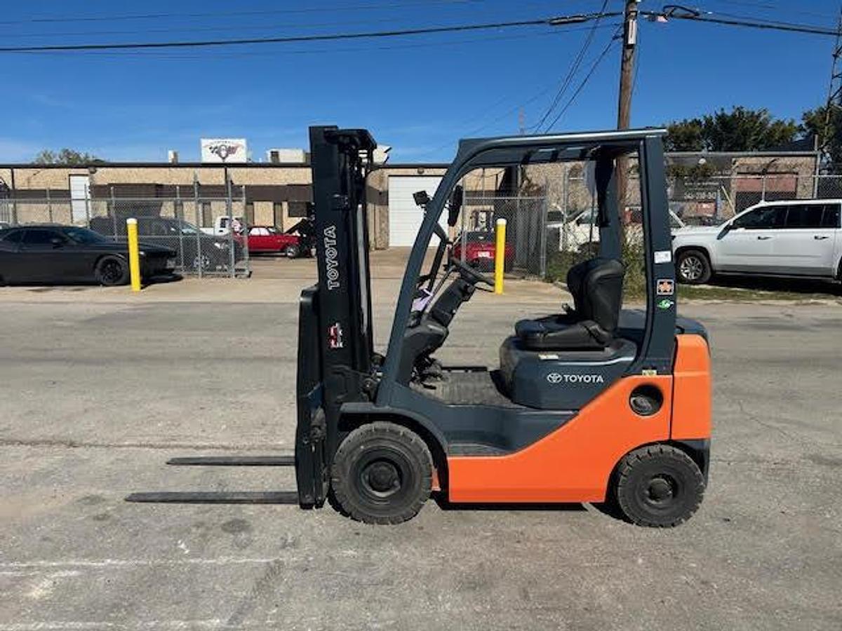 Used 2019 Toyota 8FDU15