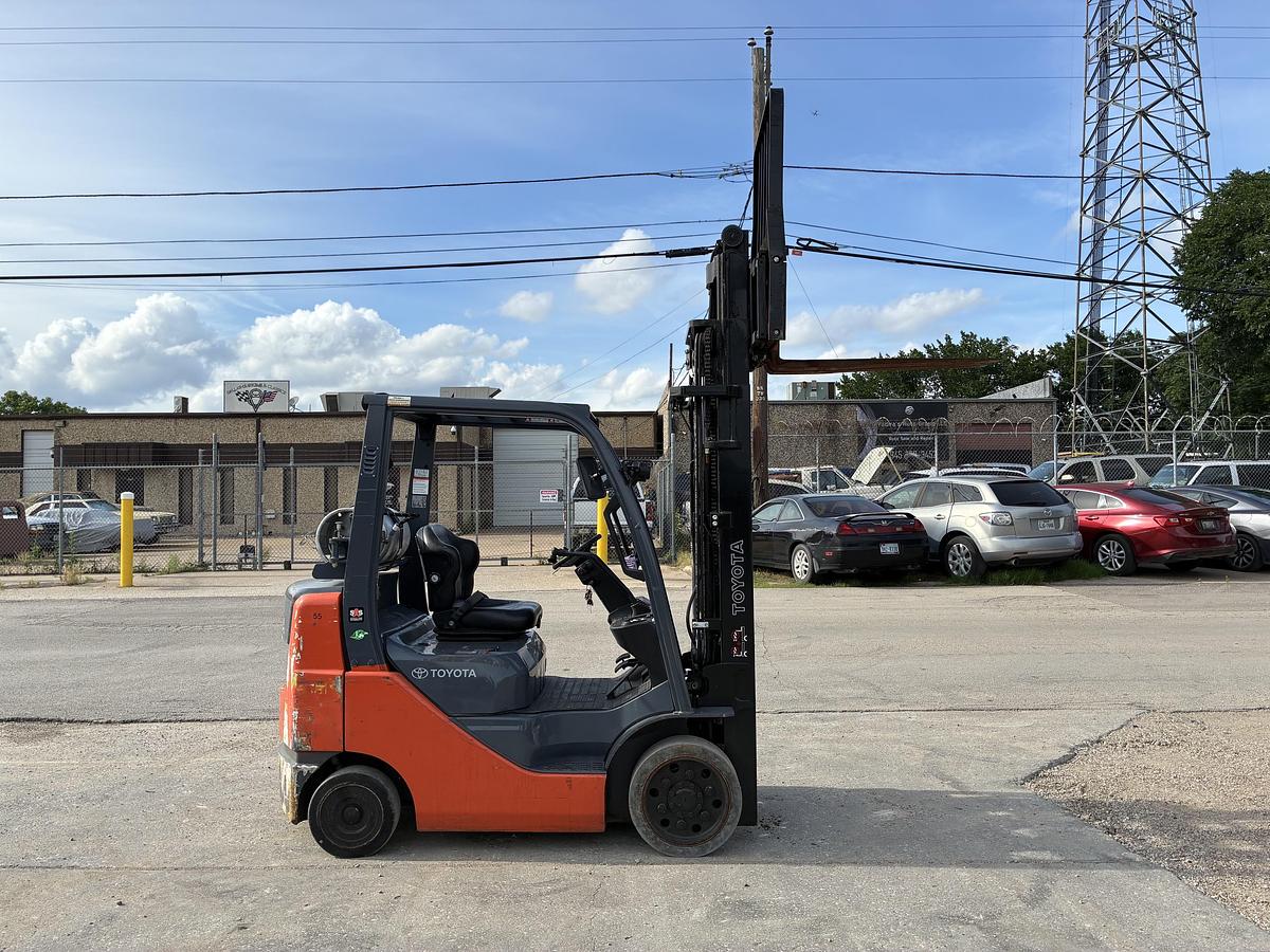 Used 2019 Toyota 8FGCU25 5000 LBS