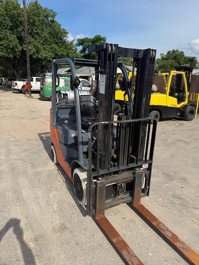 Used 2019 TOYOTA 8FGCU25