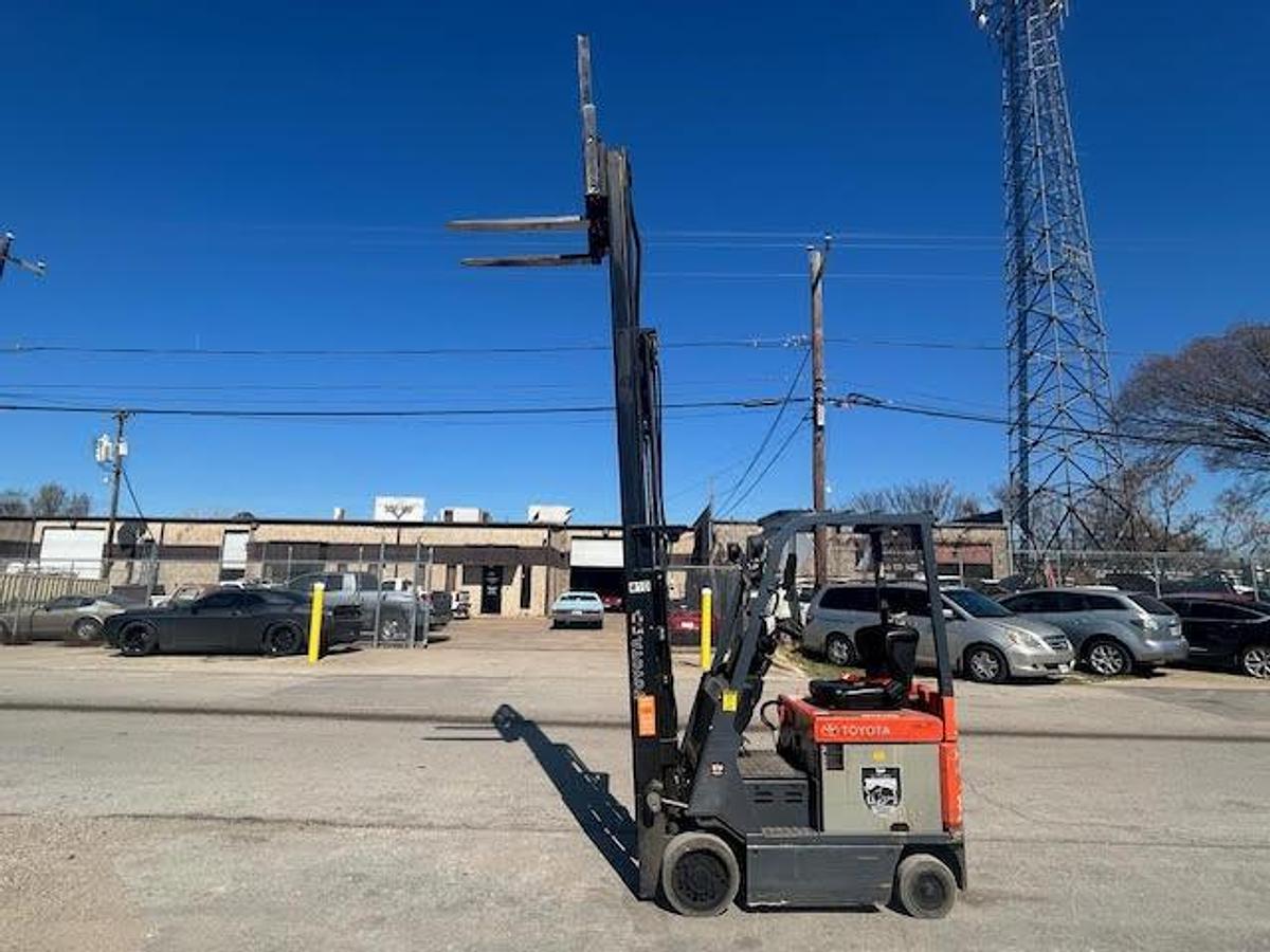 Used 2017 Toyota 7FBCU15