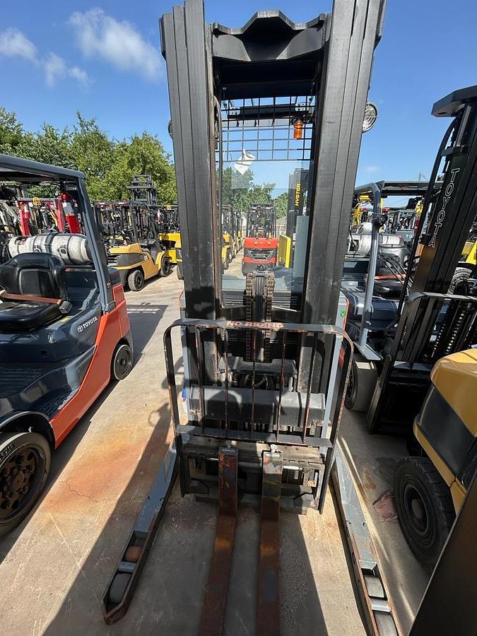 Used 2006 TOYOTA 7BRU18