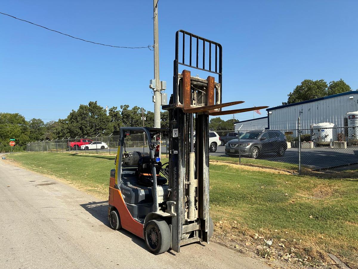 Used 2021 TOYOTA 8FGCU30