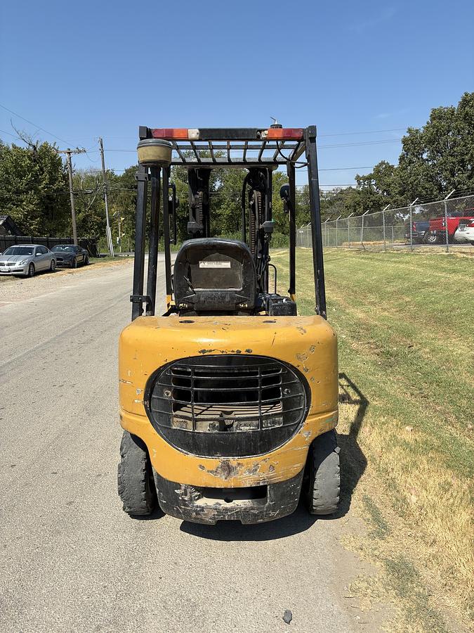 Used 2001 CAT DP25K