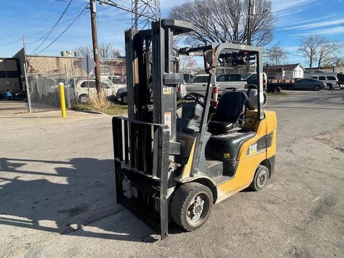 Used 2017 CAT 2C6000