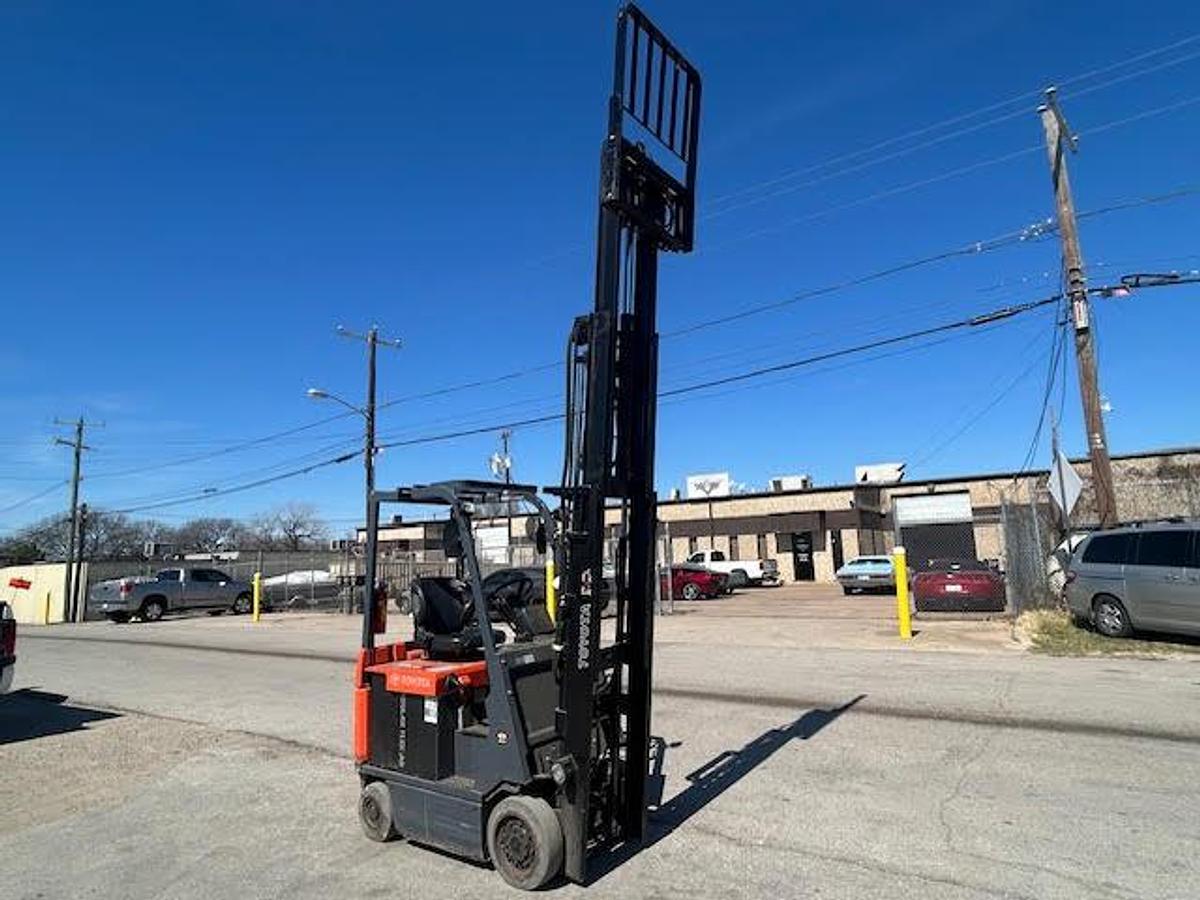 Used 2017 Toyota 7FBCU15