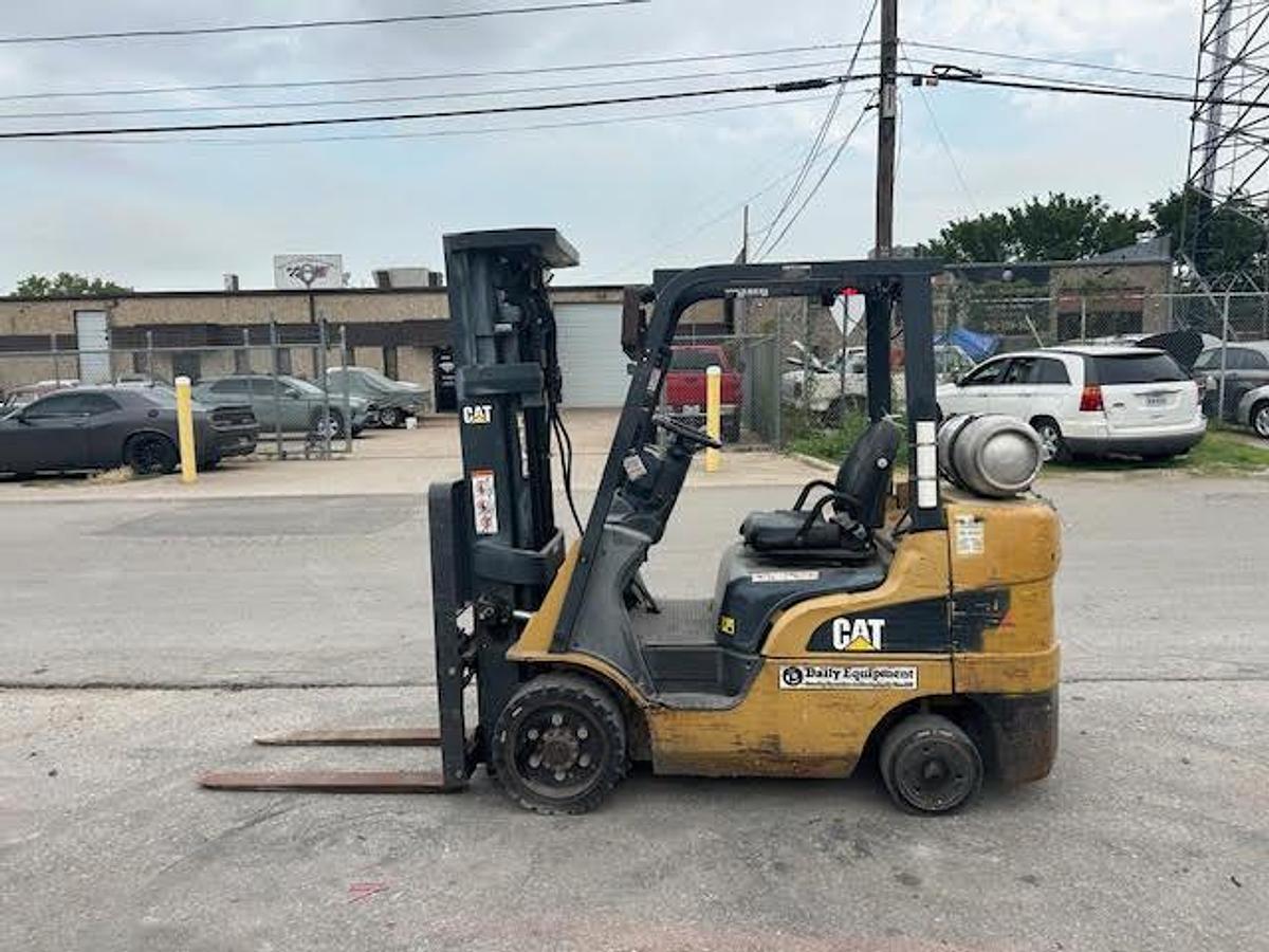 Used 2017 CAT 2C6000