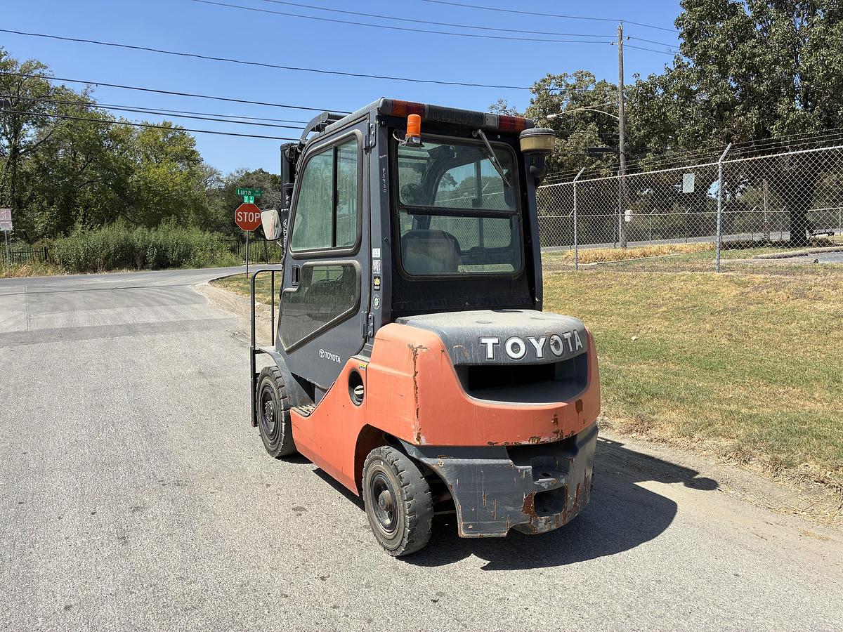 Used 2019 Toyota 8FDU25