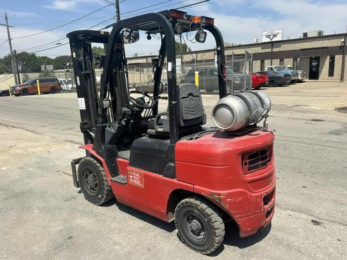 Used 2016 UTILEV JT25P