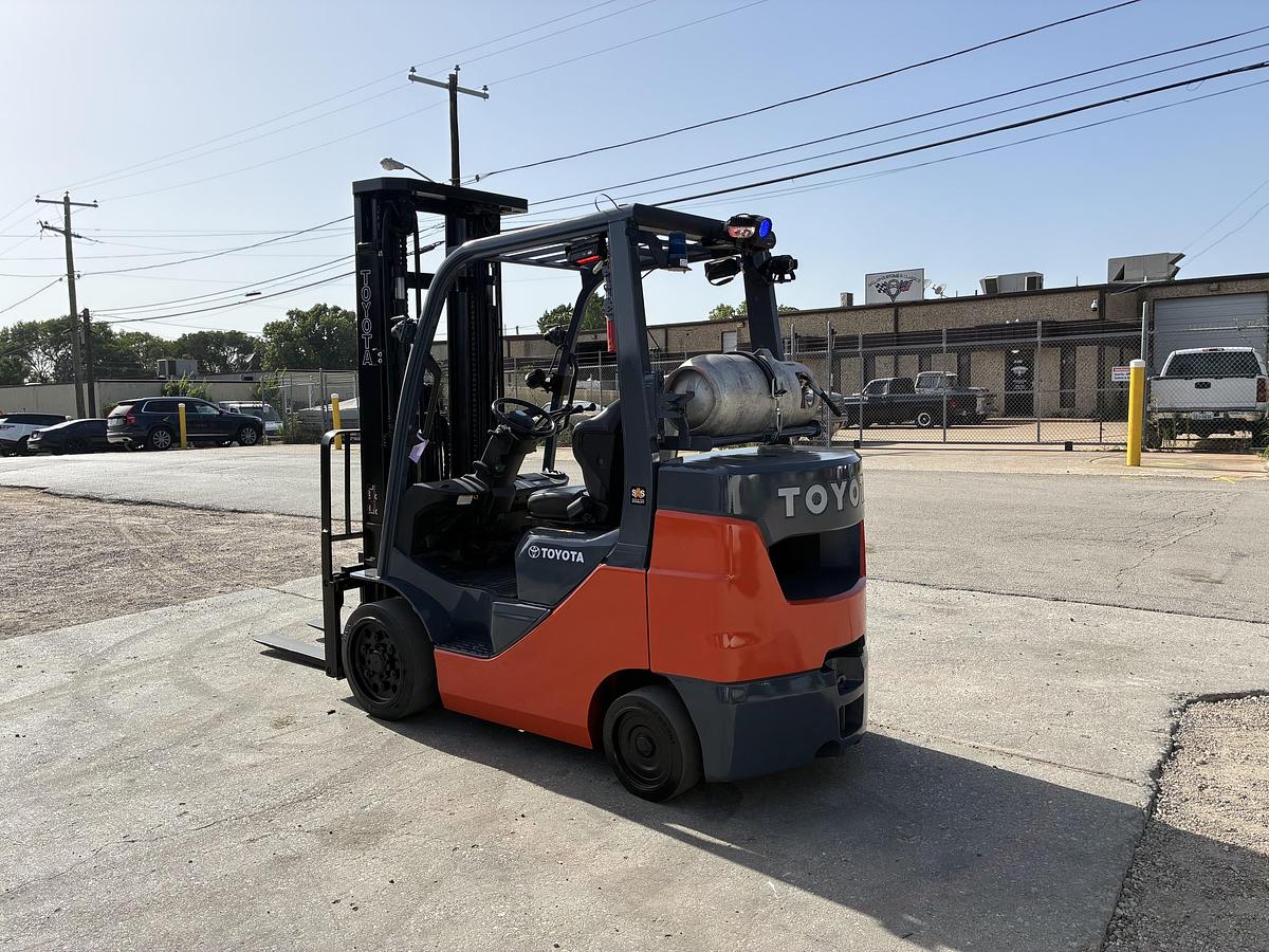 Used 2021 TOYOTA 8FGCU30
