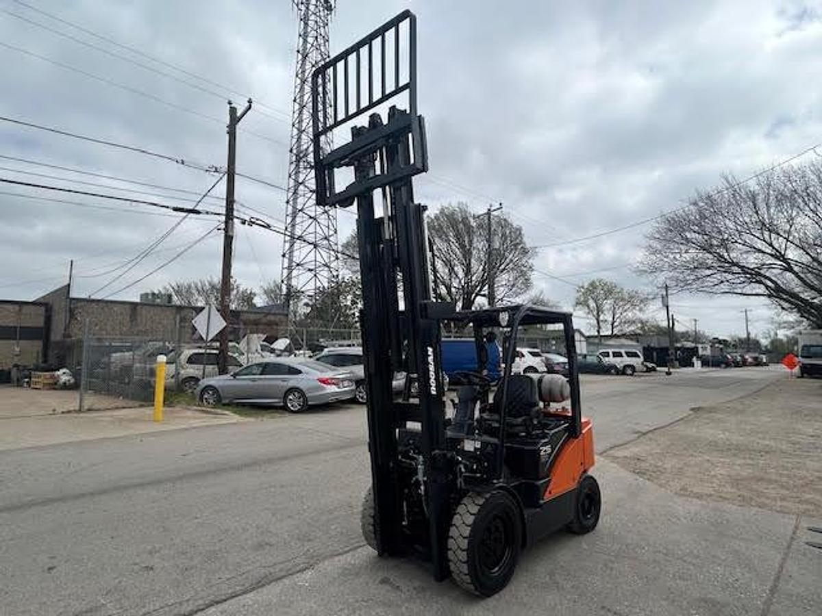 Used 2020 Doosan G25N-7