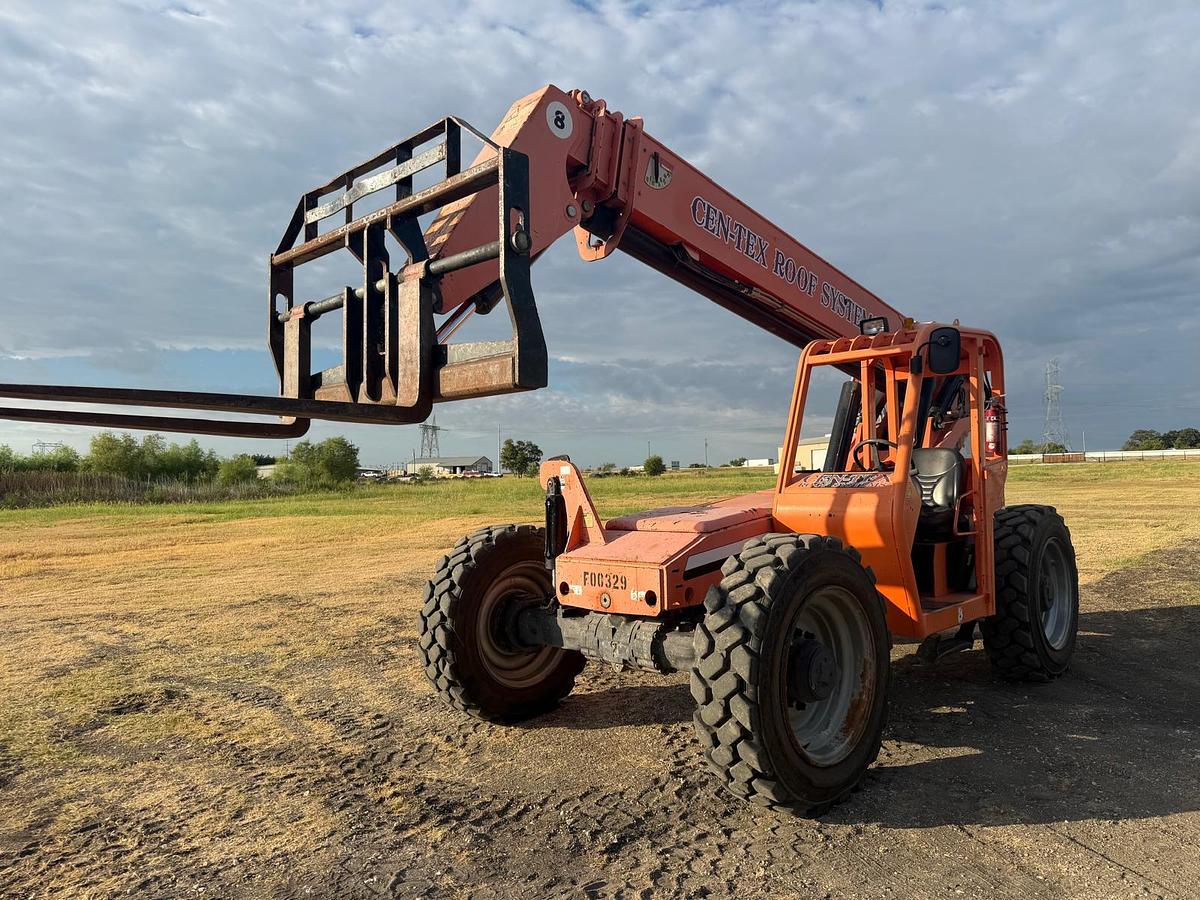 Used 2013 SKYTRACK 8042