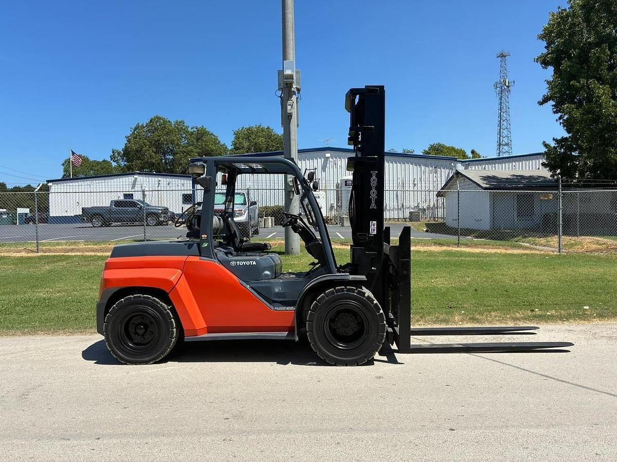 Used 2016 TOYOTA 8FG80U 17500 LBS