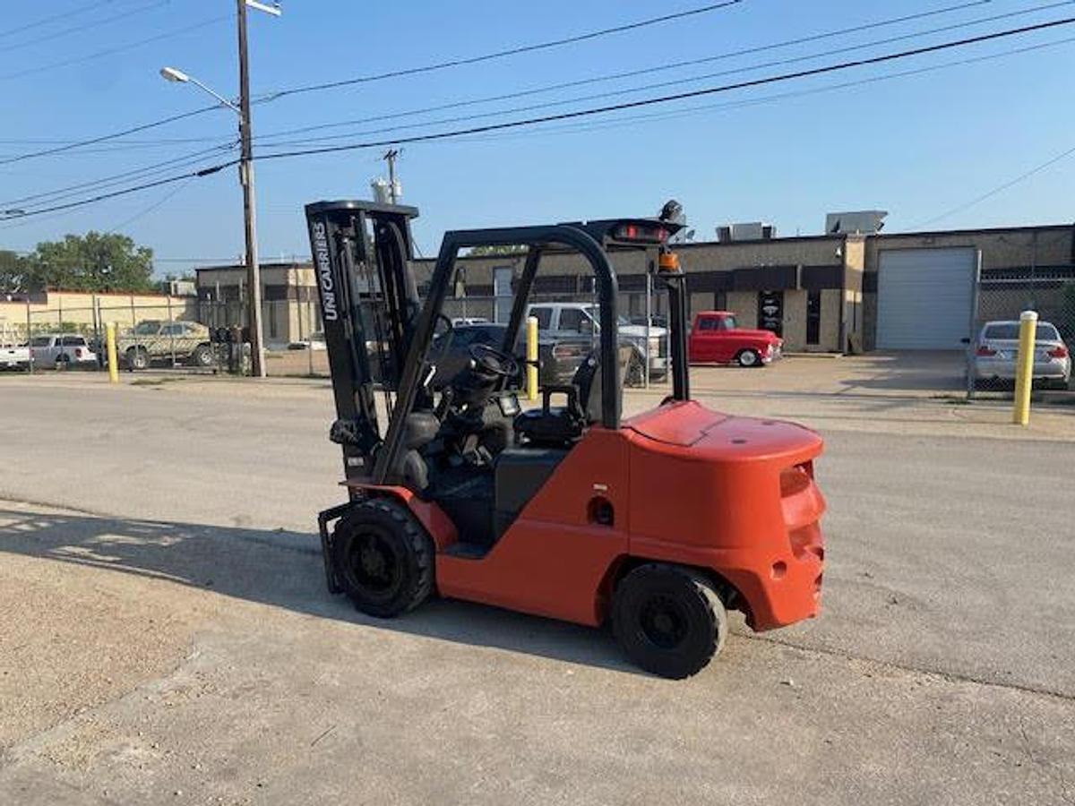 Used 2017 UniCarriers PF60YD
