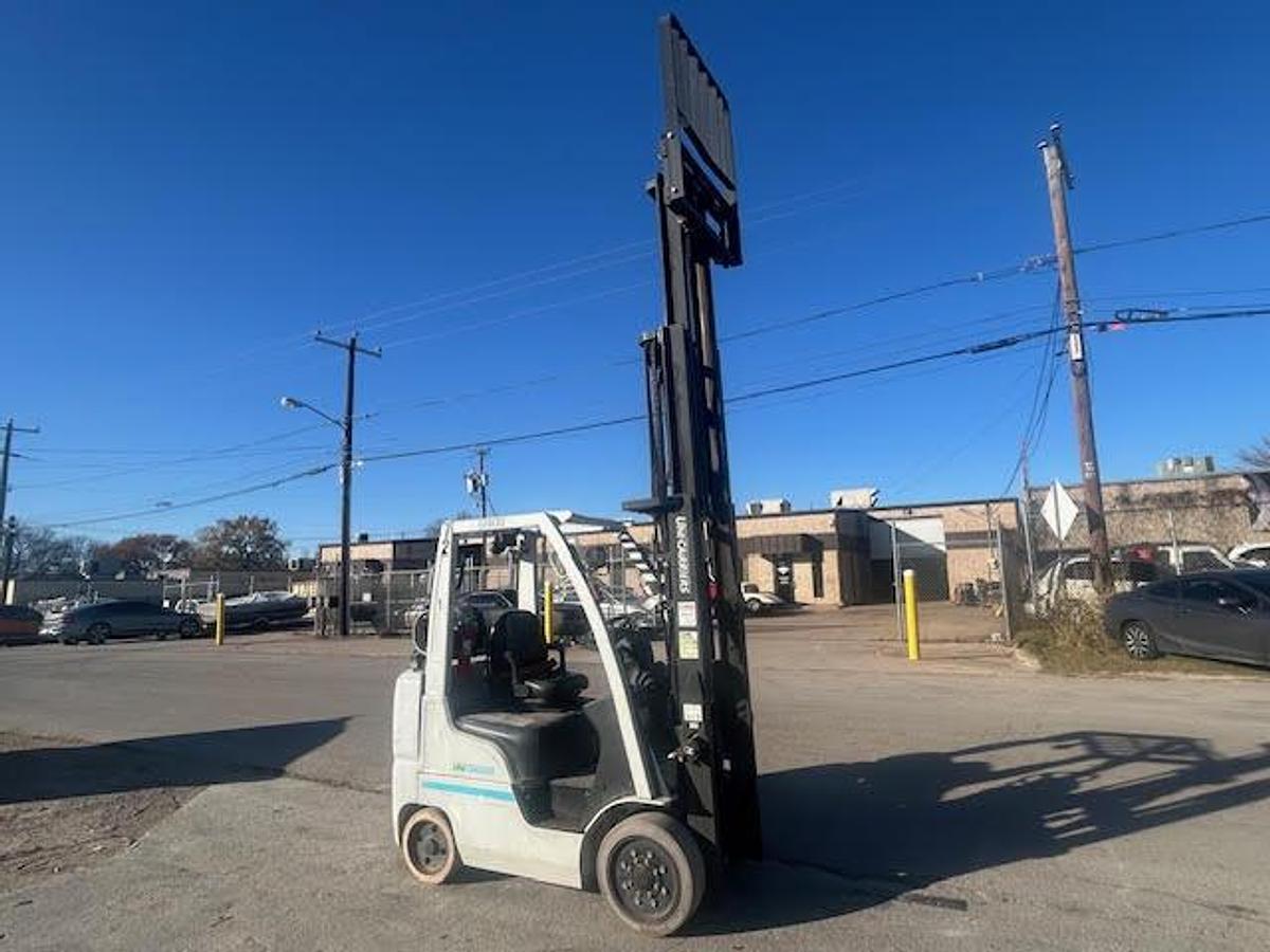 Used 2017 UniCarriers MCP1F2A25LV