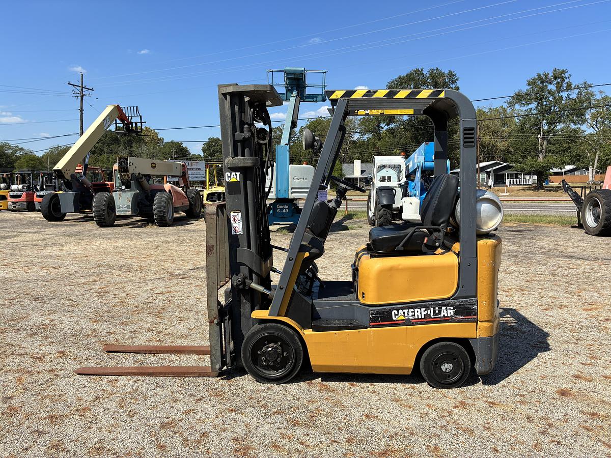 Used 1999 CAT GC15K