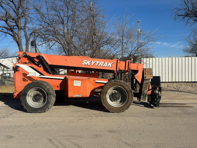 Used JLG 10042
