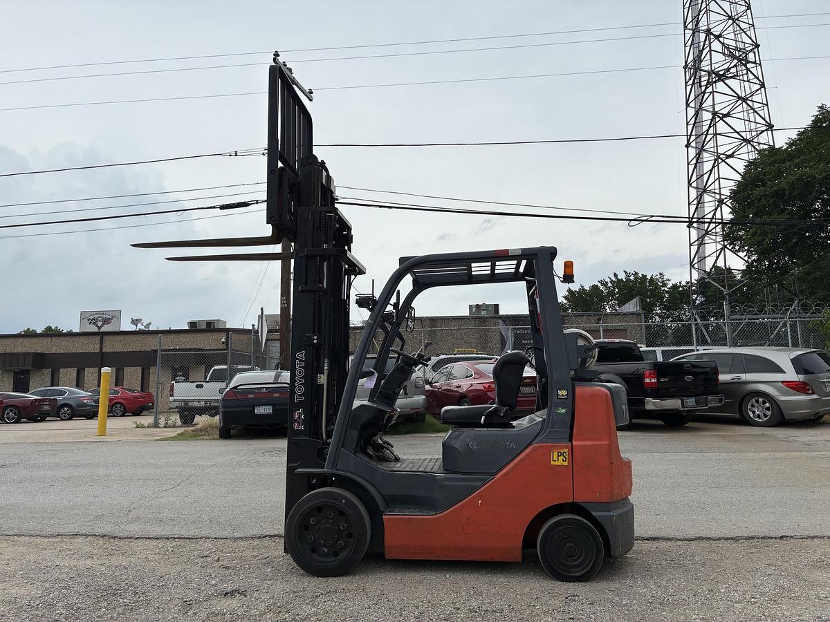 Used 2014 Toyota 8FGCU25 5000 LBS