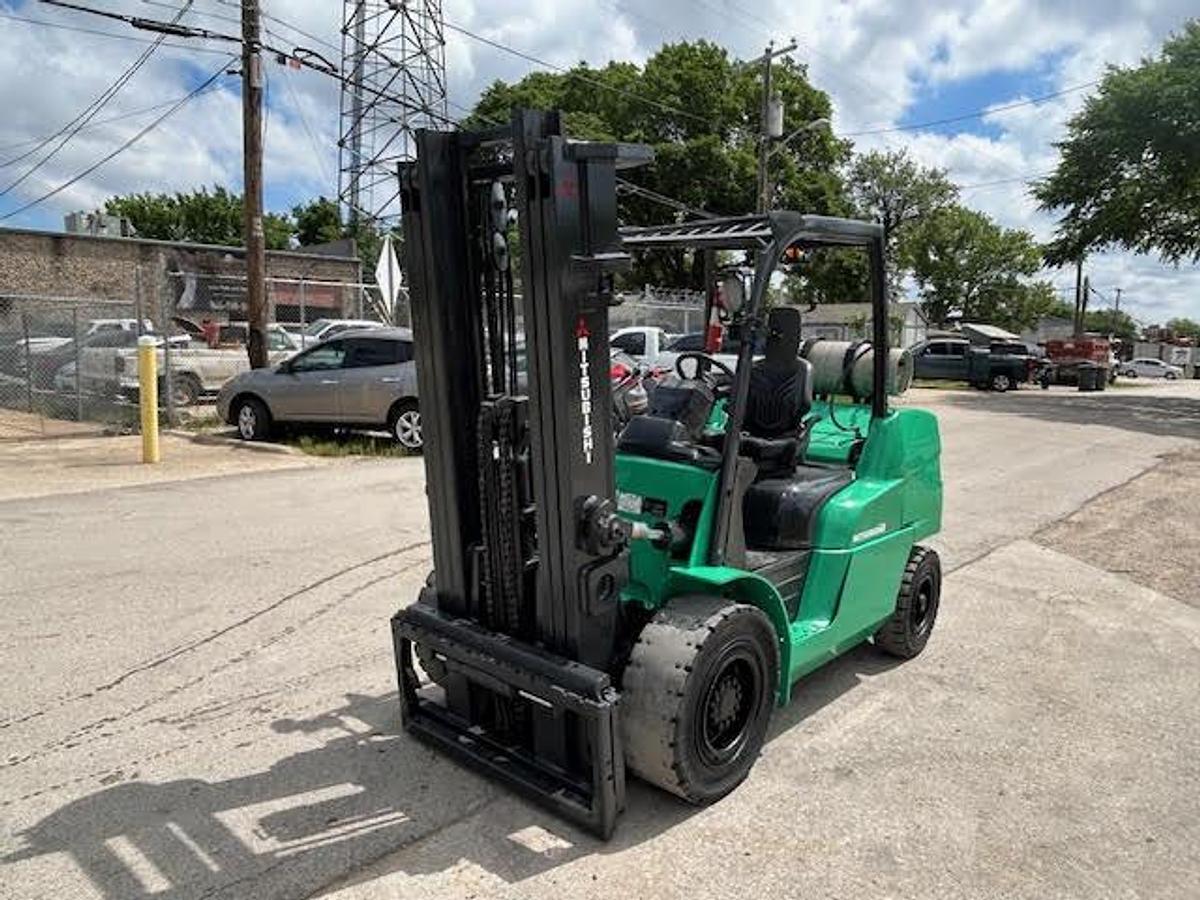 Used 2017 Mitsubishi FG50CN1