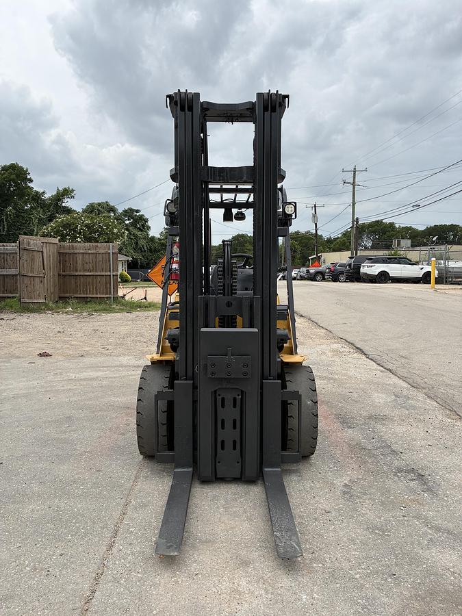 Used 2023 CAT GP35N5