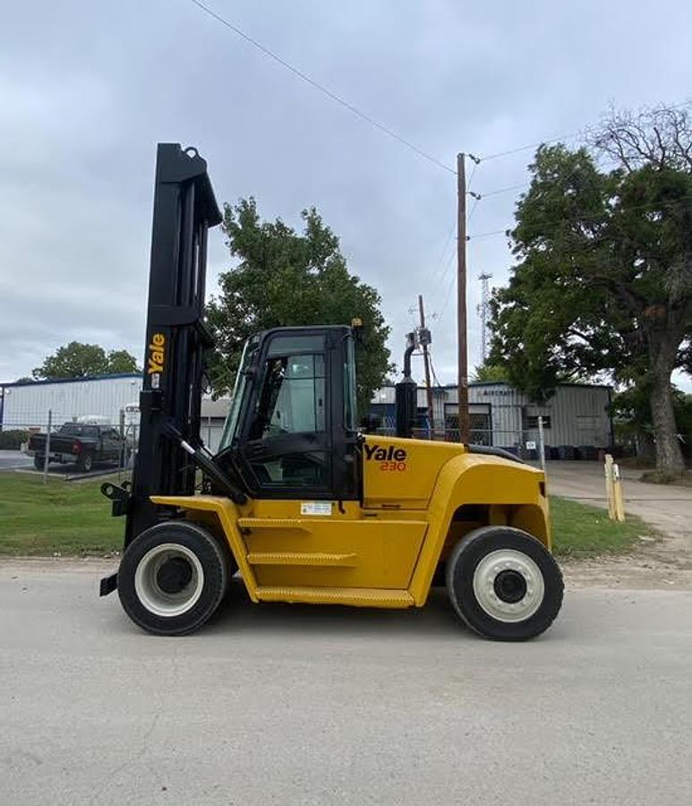 Used 2014 Yale GDP230DCECDV176