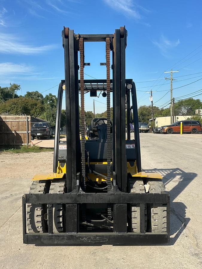 Used 2022 Yale GDP120VXNKBV111