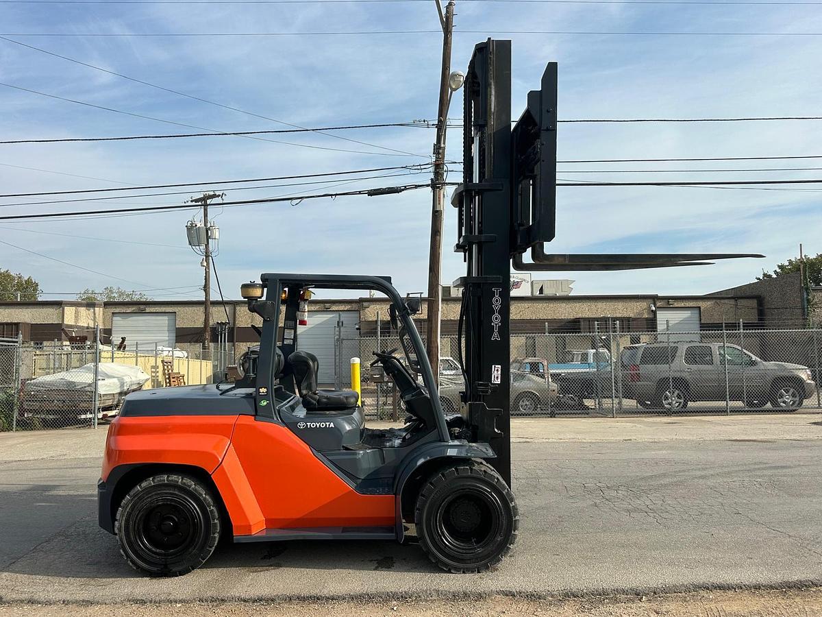 Used 2016 TOYOTA 8FG80U 17500 LBS