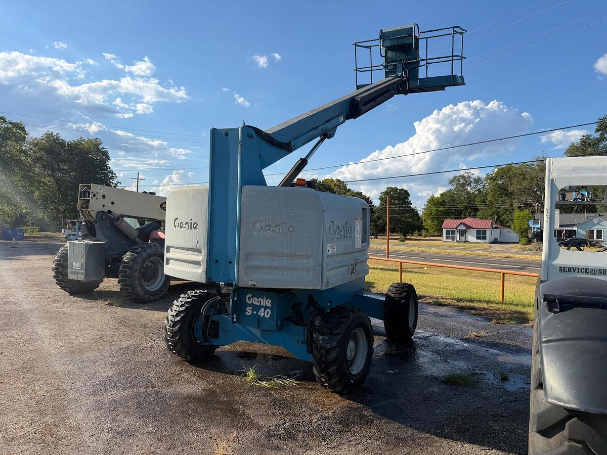 Used 2006 GENIE S-40